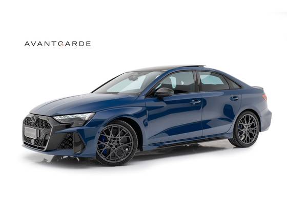 AUDI RS3 2.5 TFSI GASOLINA SEDAN TRACK QUATTRO S-TRONIC AUDI RS3 2.5 TFSI GASOLINA SEDAN TRACK QUATTRO S-TRONIC